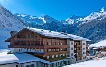Aussenansicht_ALPENHOF-&copy;AlbinNiederstrasser-9