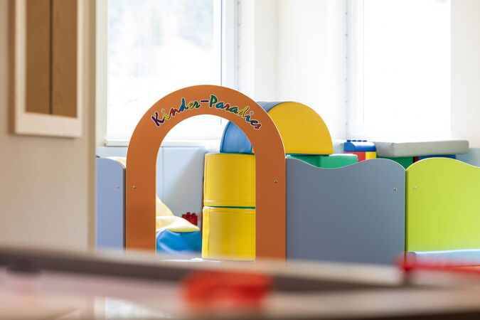Kinderland03_Fabian_Schirgi_Canon-EOS-R55579